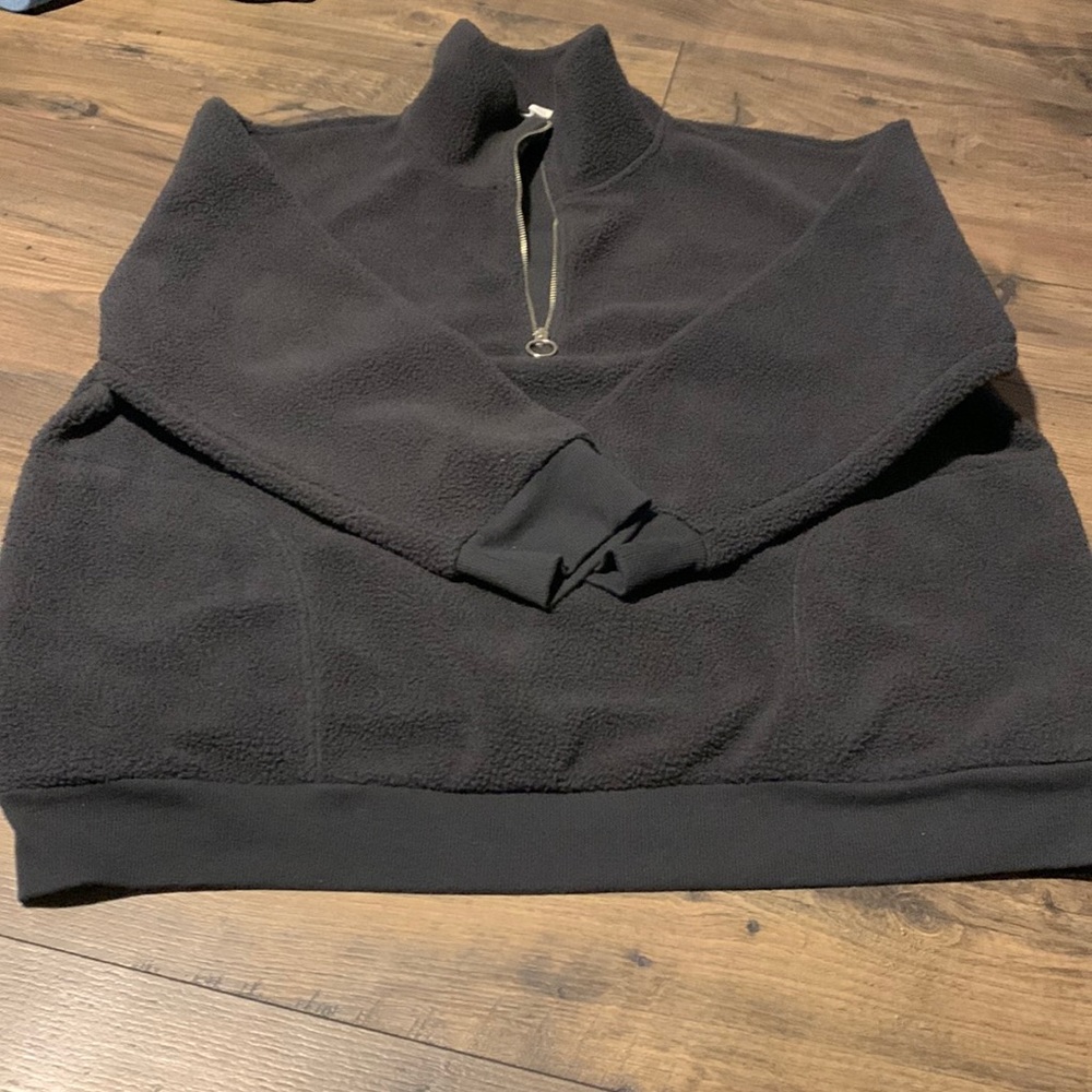 Black fuzzy half zip up jacket